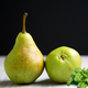 đ Basil & Base Pear Soy Wax Candle â A Fresh Fusion of Fruit, Herb & Autumn Warmth