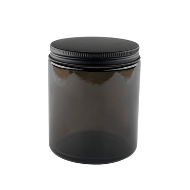 Bougie de Soja Cardamome & Tabac – Mèche Coton 8 oz scented candle lifestyle image by Shivora Candles Canada